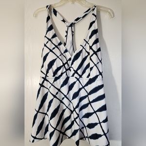 Kona Sol swim top. 2XL